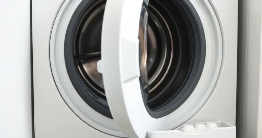 Como limpar máquina de lavar por dentro