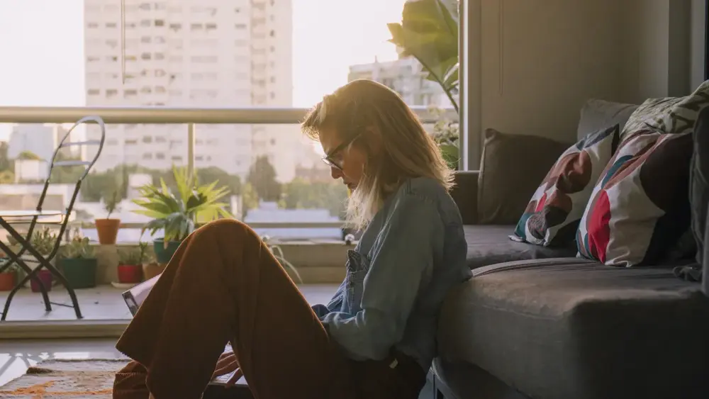 Dia dos Solteiros: paquera ao vivo e mercado imobiliário em transformação