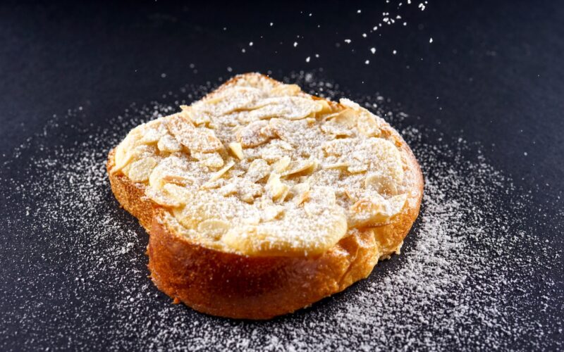 Los Santos aposta em criatividade com croissants e brioches artesanais
