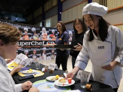 Alunos recriam sabores do Brasil em competição gastronômica escolar
