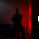 Como a música transforma a violência nos filmes de Tarantino