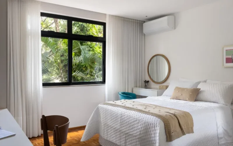 Reforma preserva memória afetiva em apartamento de 150m²