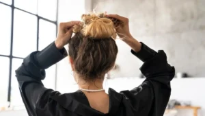 Coque baixo: 3 versões fáceis e elegantes para copiar já