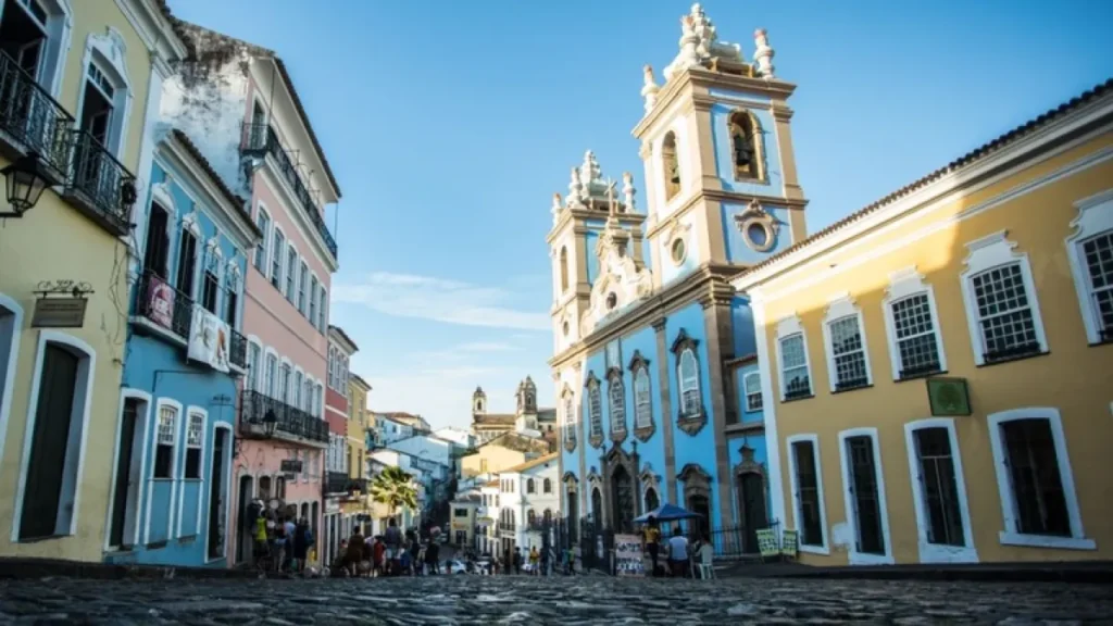 Salvador: patrimônio, cultura e turismo o ano todo