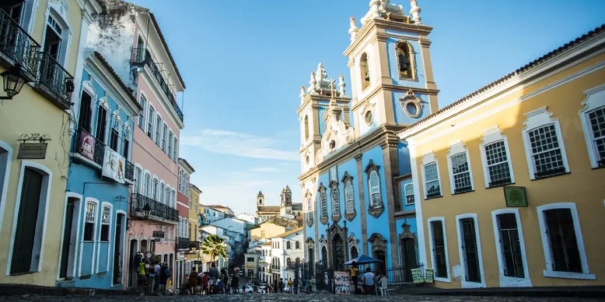 Salvador: patrimônio, cultura e turismo o ano todo