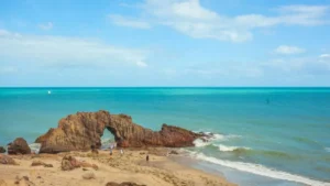 Jericoacoara: dunas, lagoas e mar no Ceará