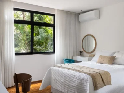Reforma preserva memória afetiva em apartamento de 150 m²