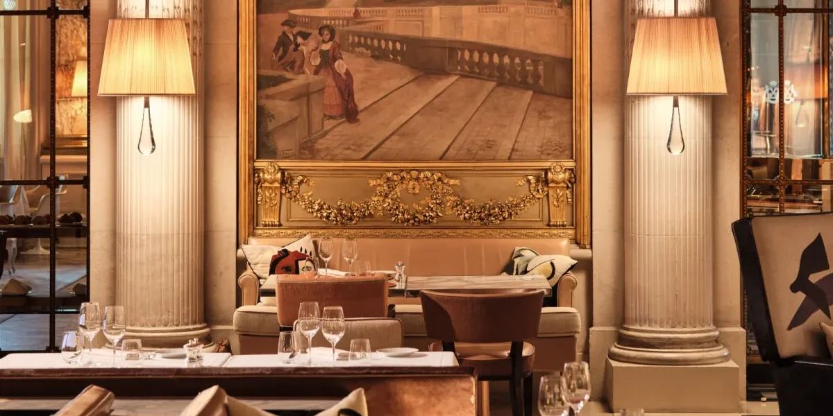 Surrealismo à mesa: roteiro gastronômico de luxo em Paris